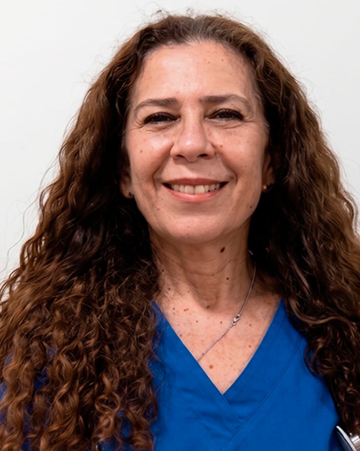 Mariel Castaing, Directora médica